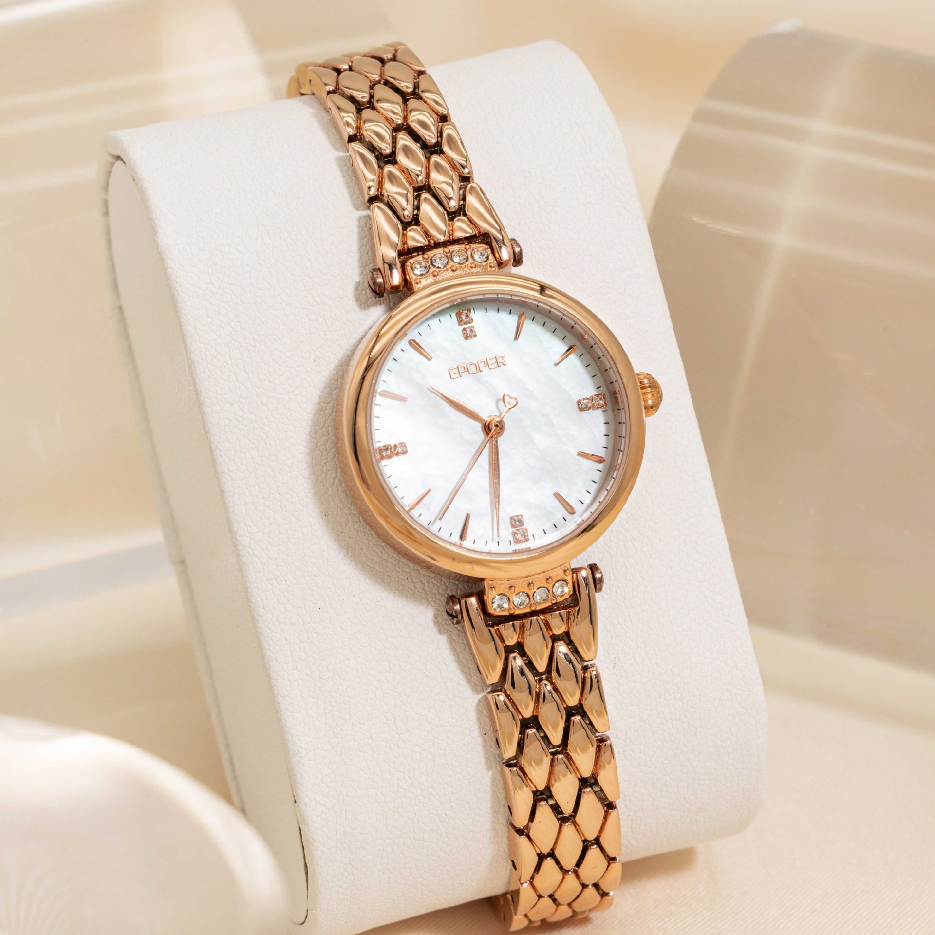Luxury Watch Values - New stylish and luxurious watch, high-value