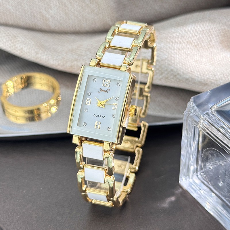 Fashion Watch for Women Versio - Luxury Watch Square 评论和价格
