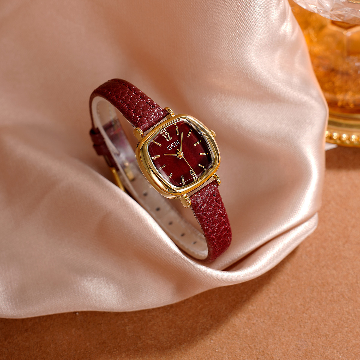 UTHAI 61018 CQ490 Simplicity,  - Luxury Watch Values 评论和价格